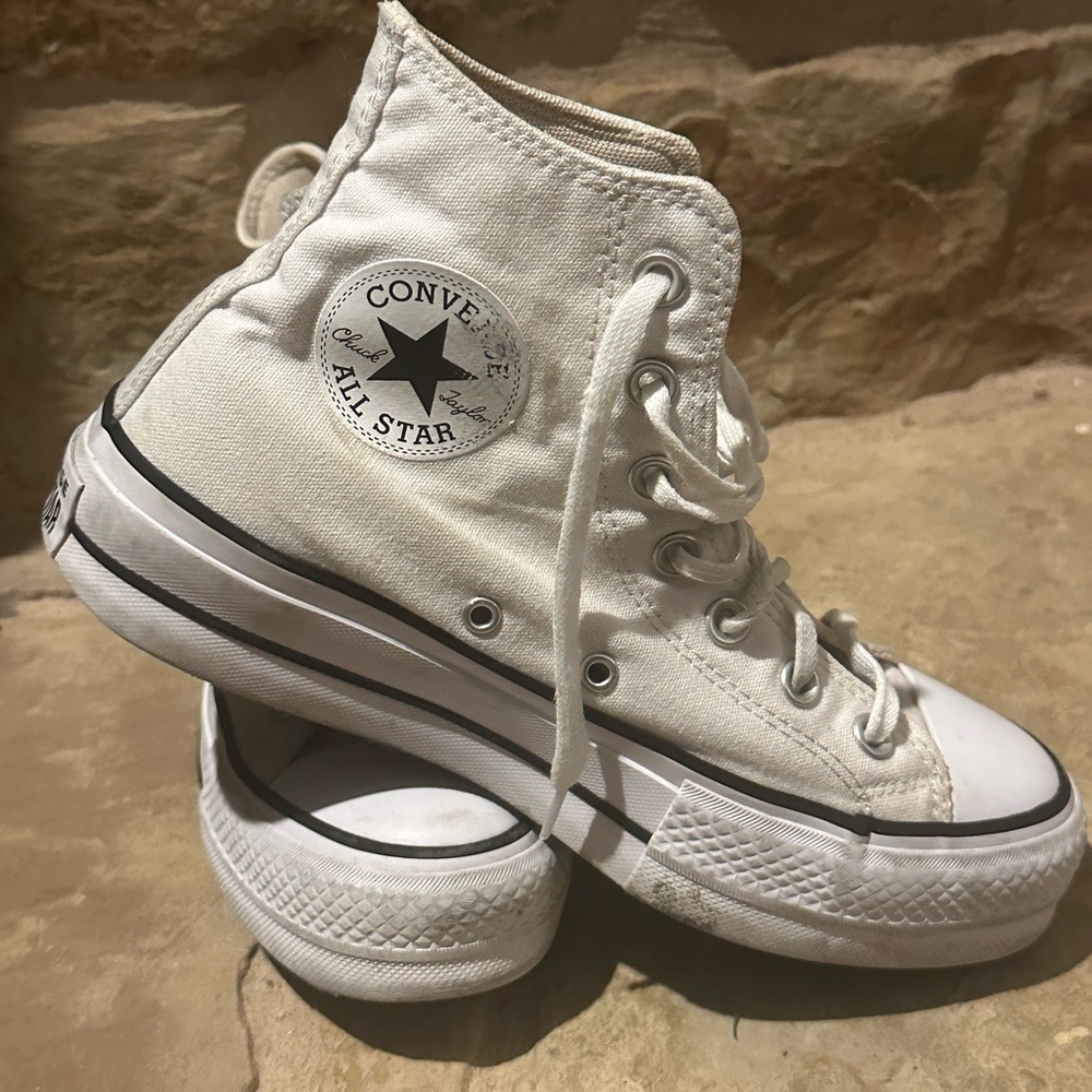 Chuck Taylor platforms, white, women’s size 7